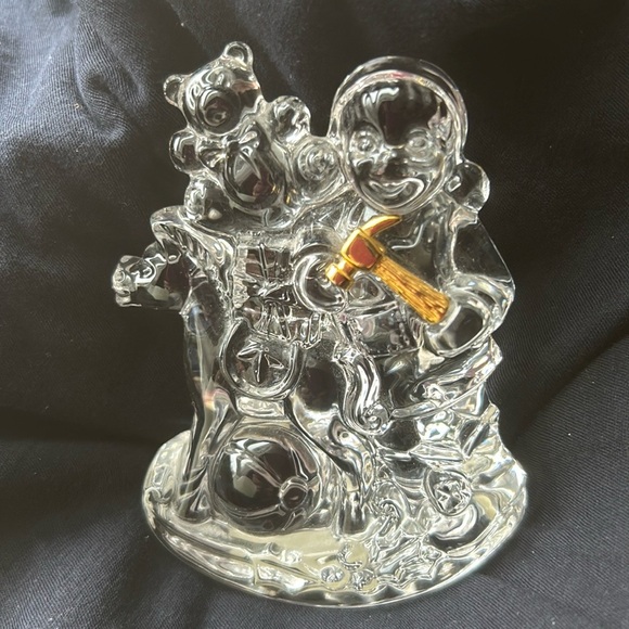 Marquis by Waterford Crystal Santa Claus is coming to town elves making the toys - Picture 10 of 11